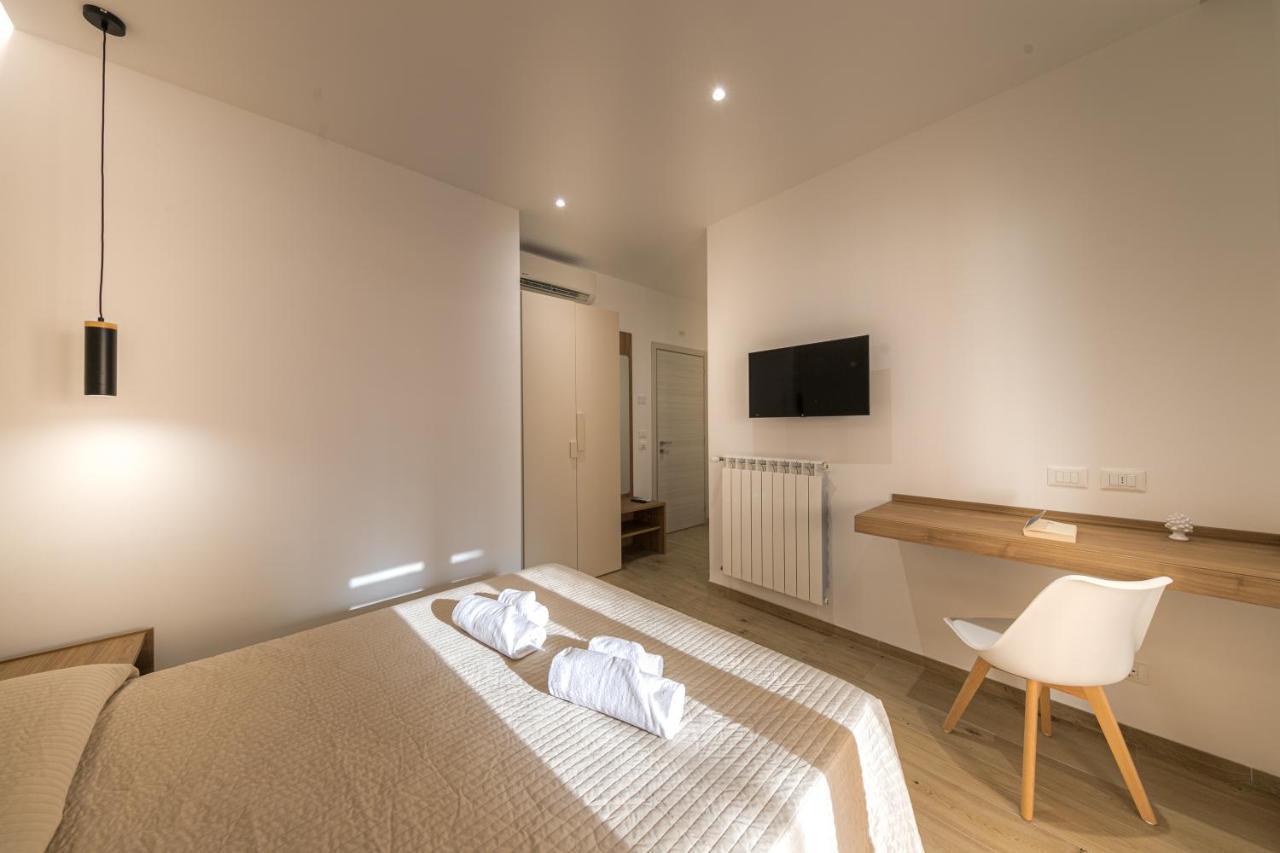 Coresi Rooms Cefalù Exteriör bild