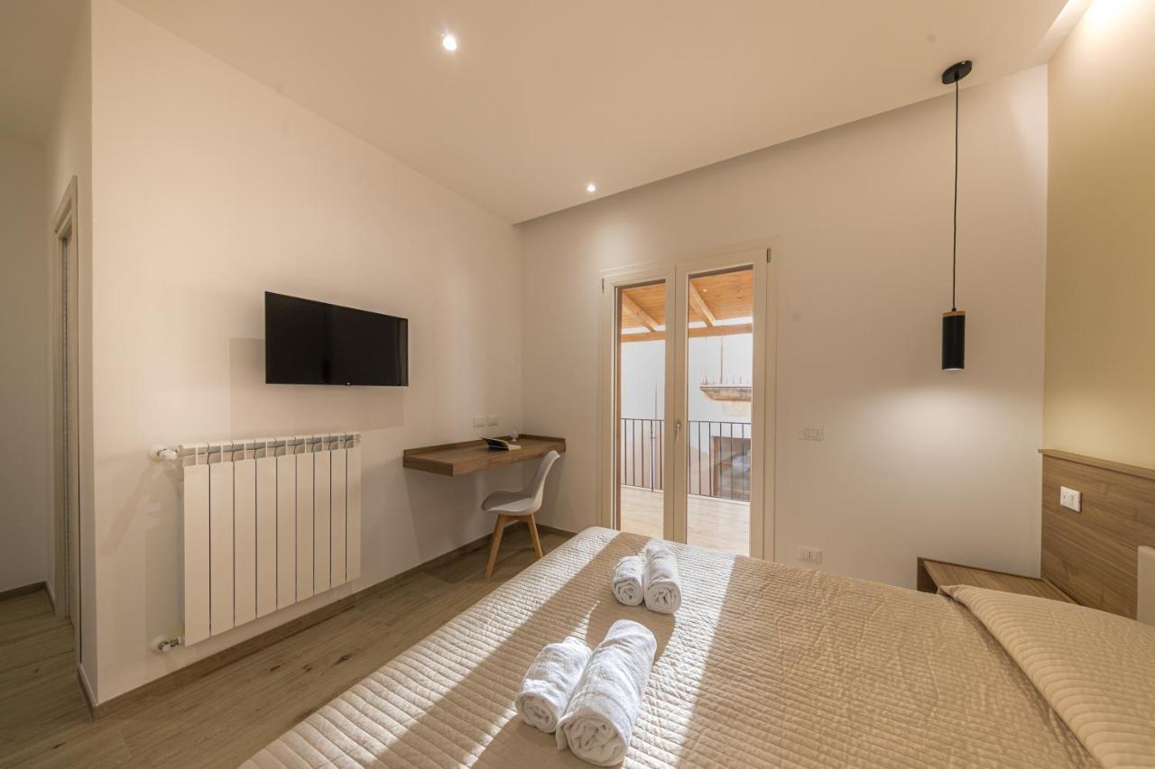 Coresi Rooms Cefalù Exteriör bild